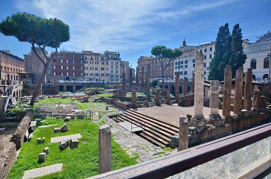 Largo di Torre Argentina